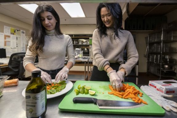 students preparing food