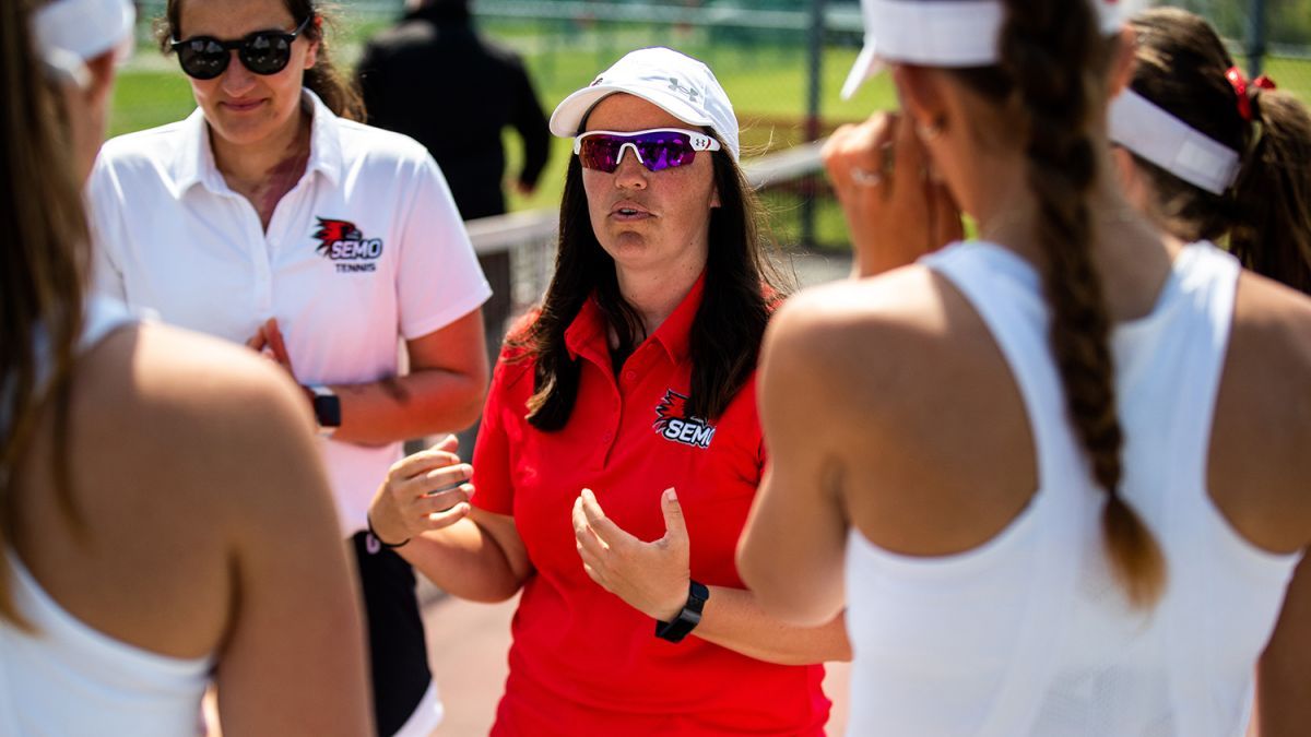 Mary Beth Gunn joins University of the Pacific has the head women's tennis coach.