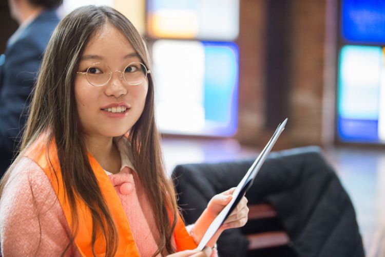 Student at UOP International's Fall 2017 Progression Ceremony.