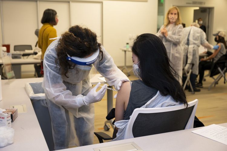 Student receiving vaccine