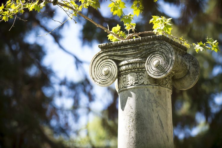 University of the Pacific's iconic columns