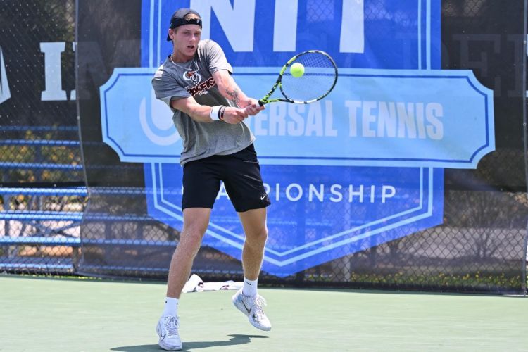 men's tennis plays in NIT finals