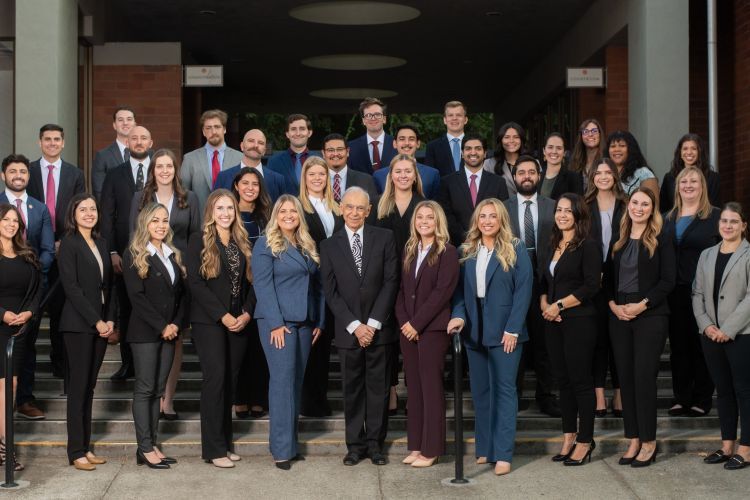 The members of McGeorge School of Law's 2023-24 moot court team