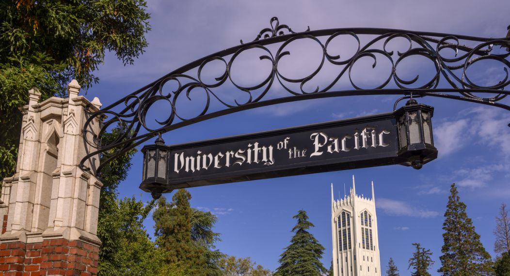 University of the Pacific sign with Burns Tower in the background